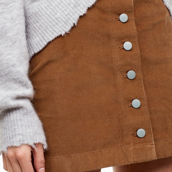 Aritzia Wilfred Free Karmen Corduroy Button Mini Skirt Golden Amber - Picture 8 of 8